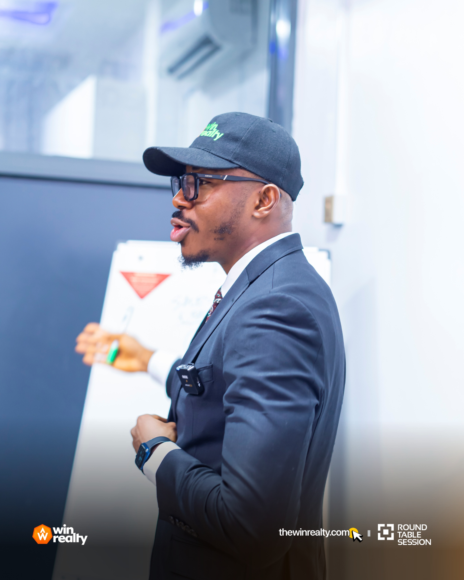 Eze Maximus delivering a Win Realty round table session